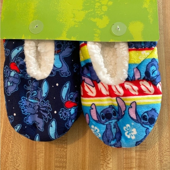 Disney Stitch Fuzzy Babba Slipper Socks  Bundle Of 2 NWT size 7 to 9.5. - Picture 5 of 5